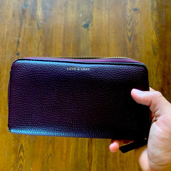 Love and Lore clutch handbag - Picture 1 of 3